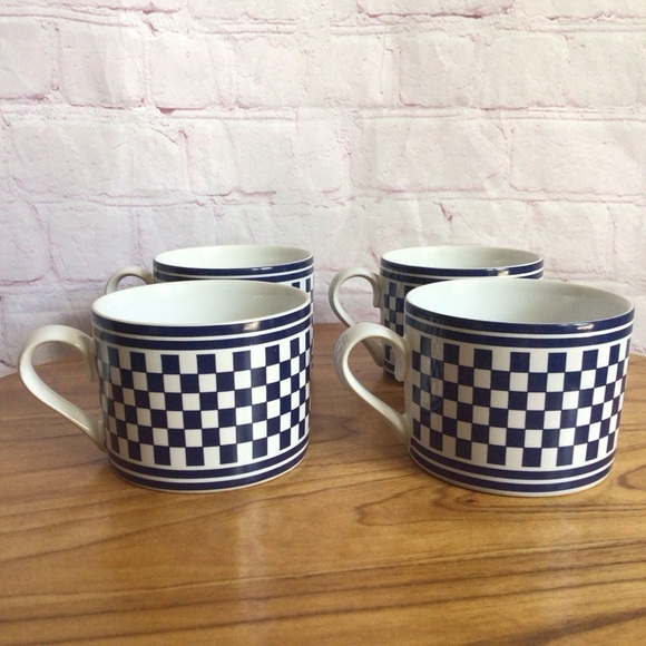 International Tableworks Classic Checks Stoneware Mugs - Set of 4 - Picture 3 of 7